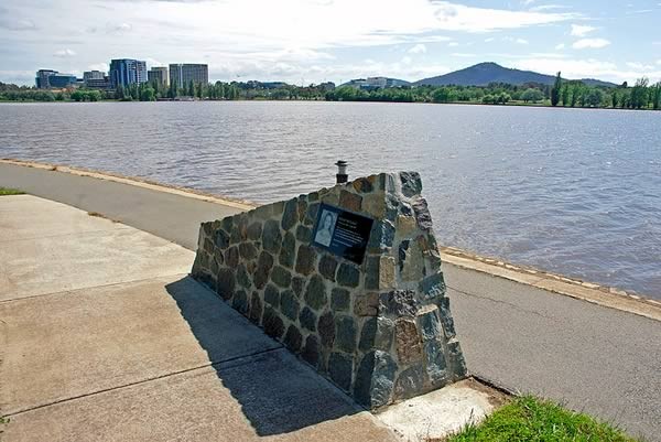 Katie Bender Memorial at Lake Burley Griffin