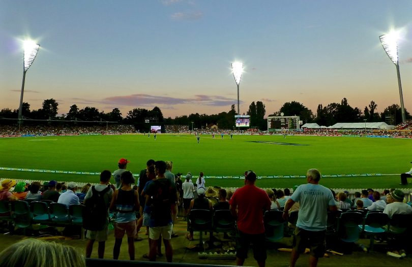 Cricket at Manuka Oval