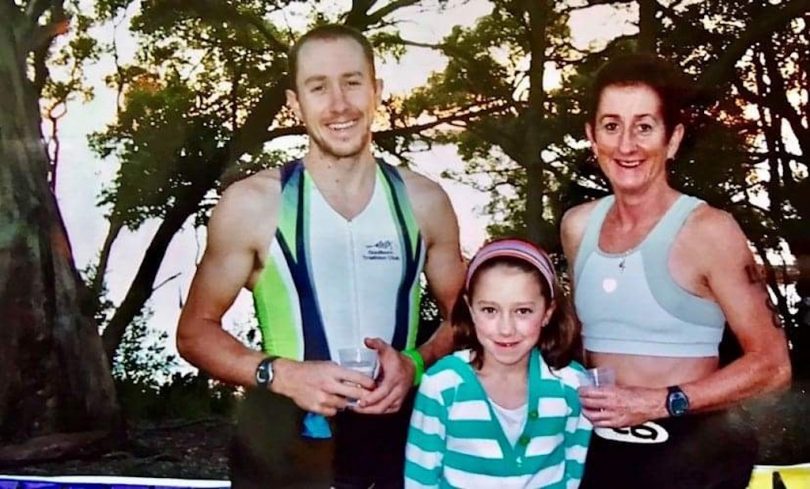 Michael at the Huskisson Triathlon Festival in 2008 with mother Barbara and daughter Holly.