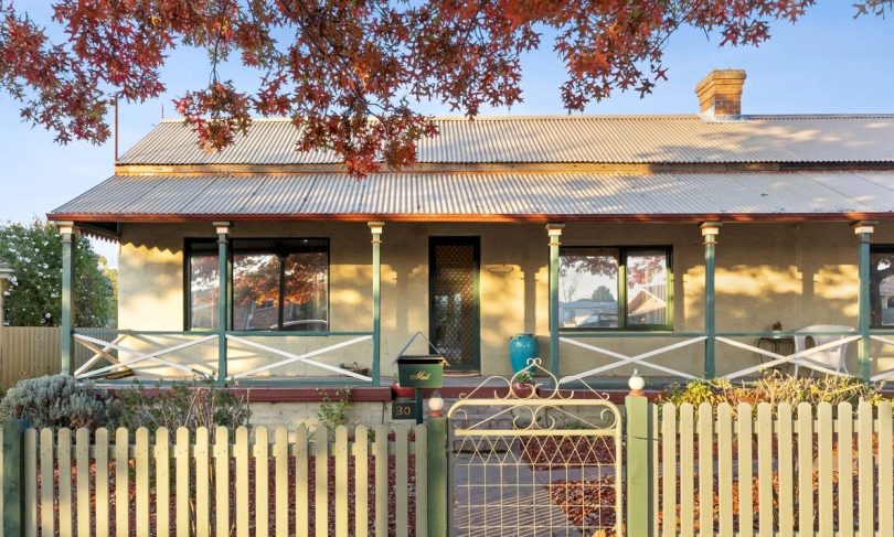 Front of Barber Cottage in Queanbeyan