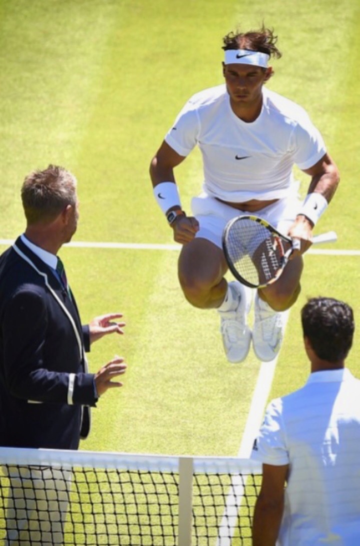 John Blom at Wimbledon with a jumping Nadal