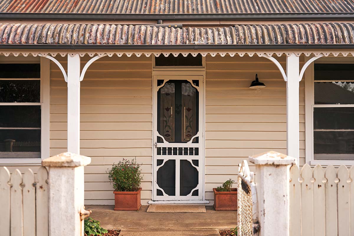 A country-style cottage from the front