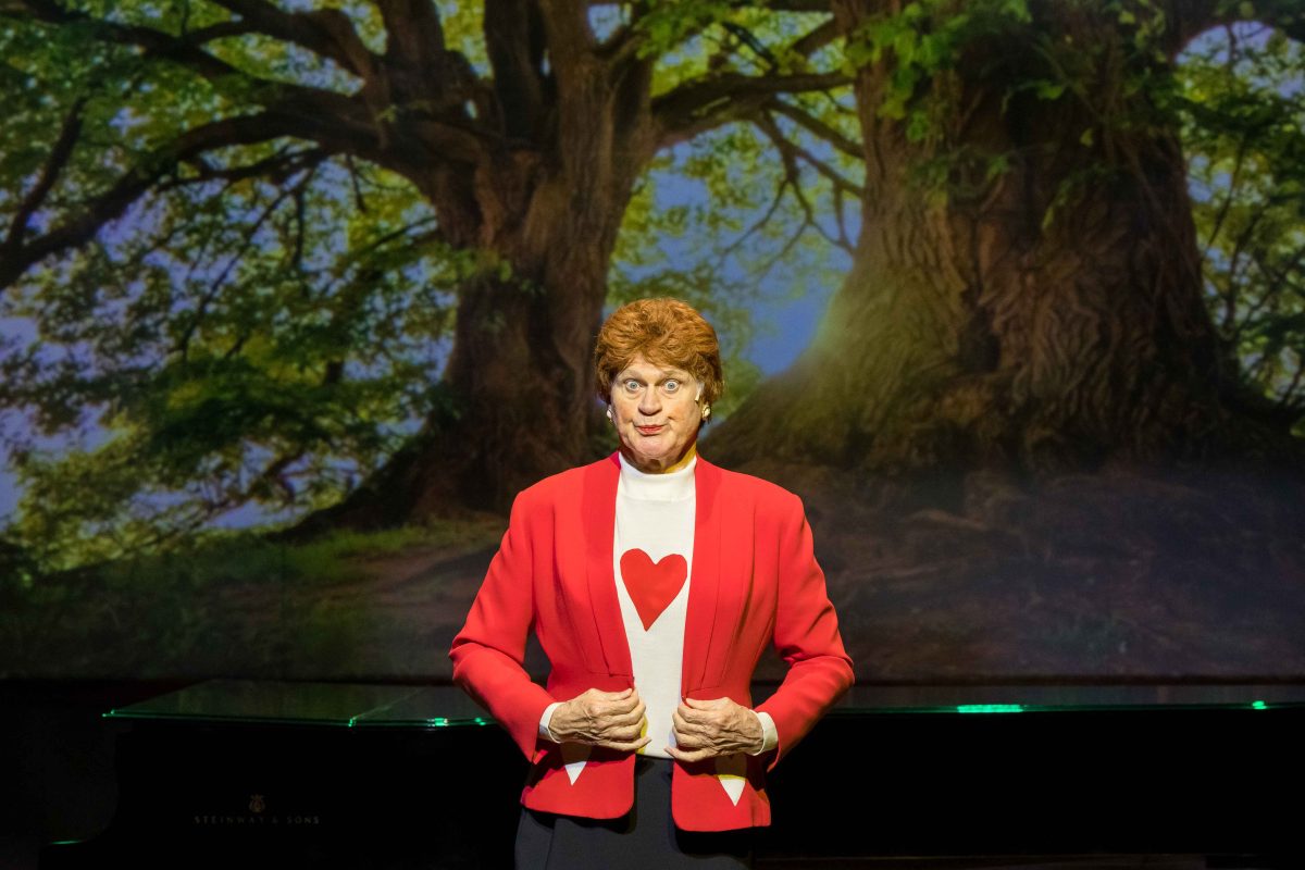 man impersonating Pauline Hanson