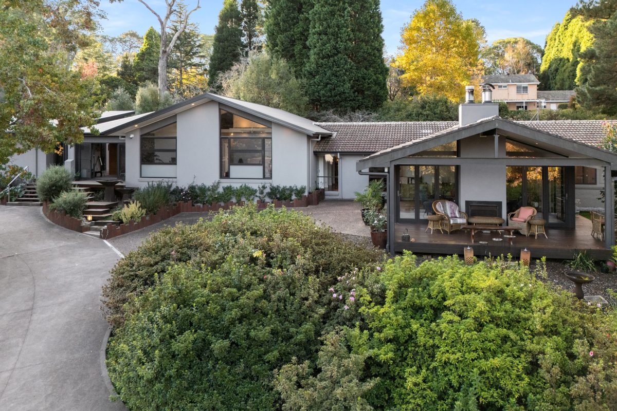 gardens and front og home