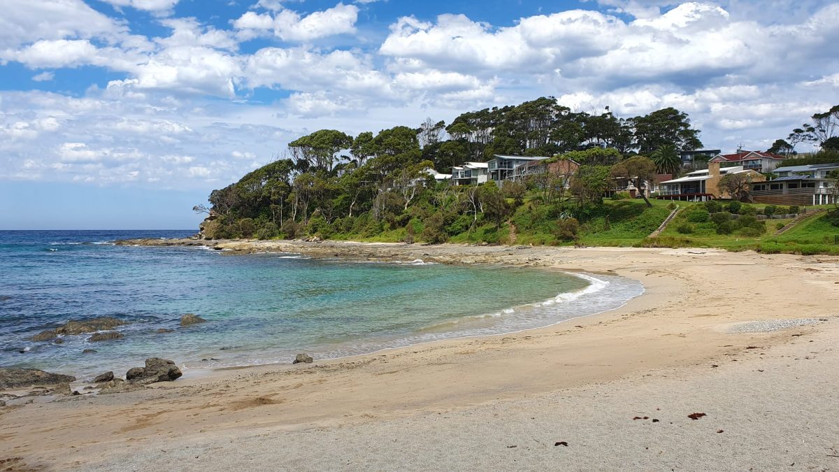 Landscape sweeping shot of Garden Bay from its northern end.