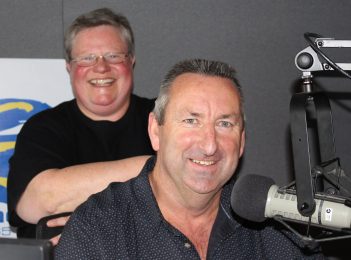 Meet 2EC’s new radio presenter – a painter from Bega, John Watkin