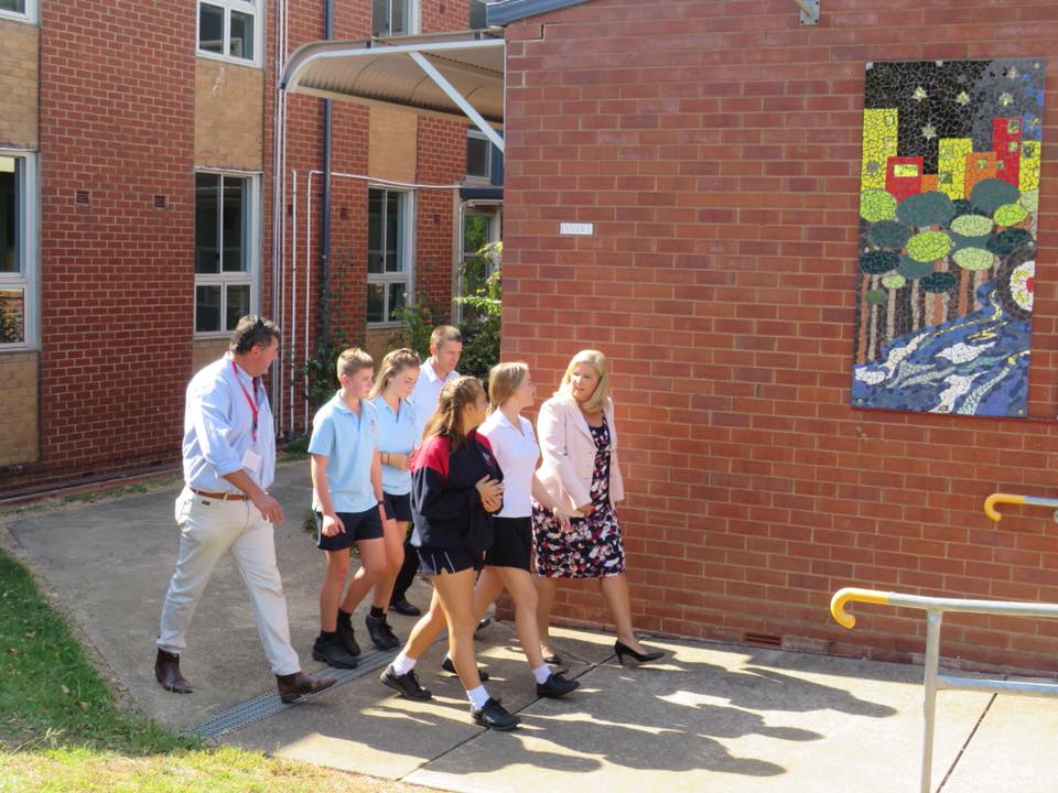 Bronnie Taylor MLC touring Tumut High School with teachers and students. Photo: Bronnie Taylor MLC Facebook.