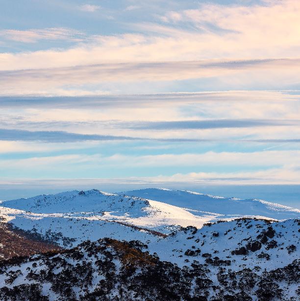 Etheridge Ridge and Mt Kosciuszko. Photo: Craig Lewis, Alpine Australia.