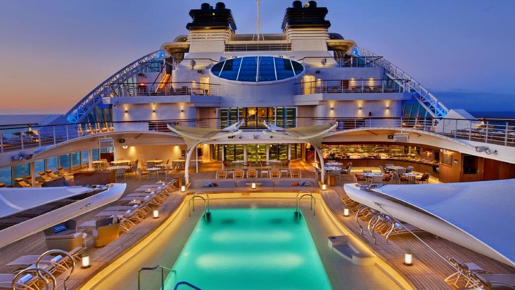 Ultra-luxury cruise ship to make surprise visit to Batemans Bay