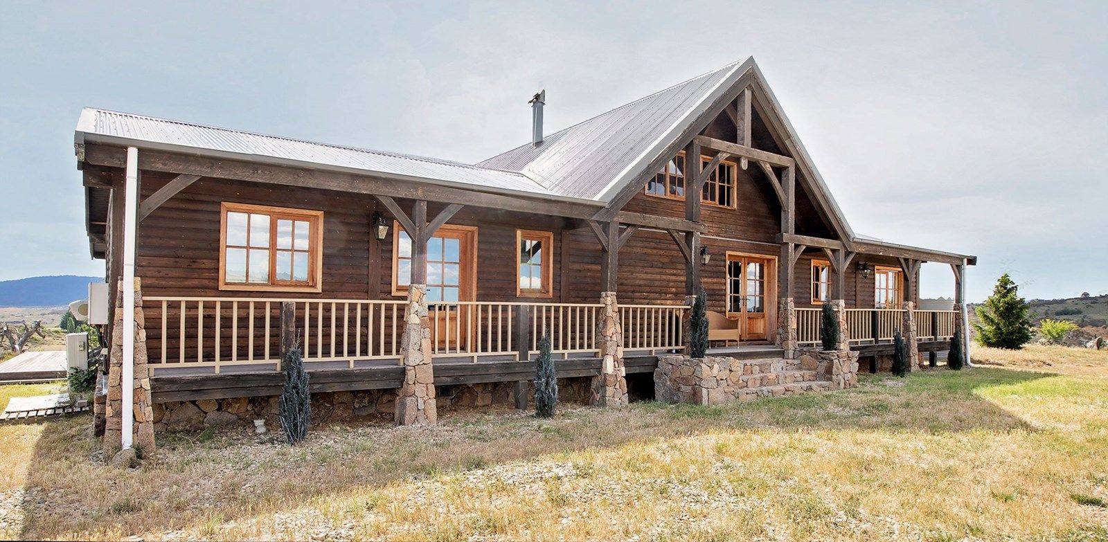 Rocky Mountain High: North American-style alpine retreat for sale in Jindabyne