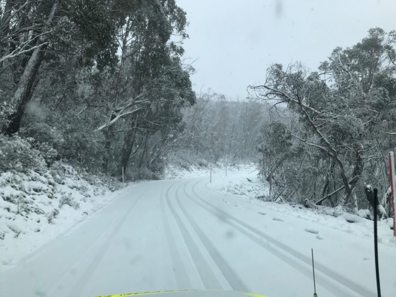 When driving on snowy roads, carry chains, slow down and leave plenty of space between vehicles. Photo: Monaro Police District.