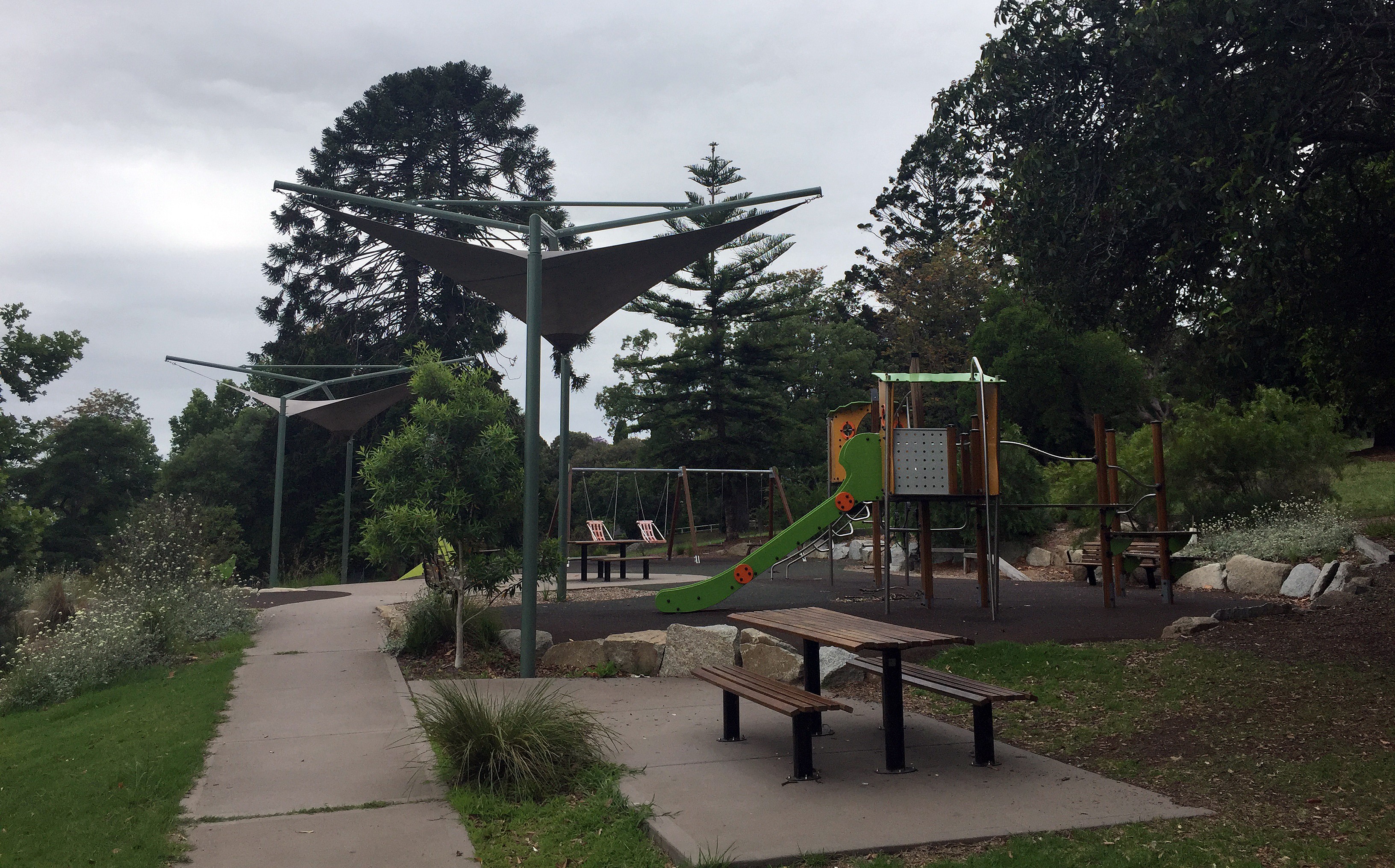 New toilets and BBQ area for popular Bega Park