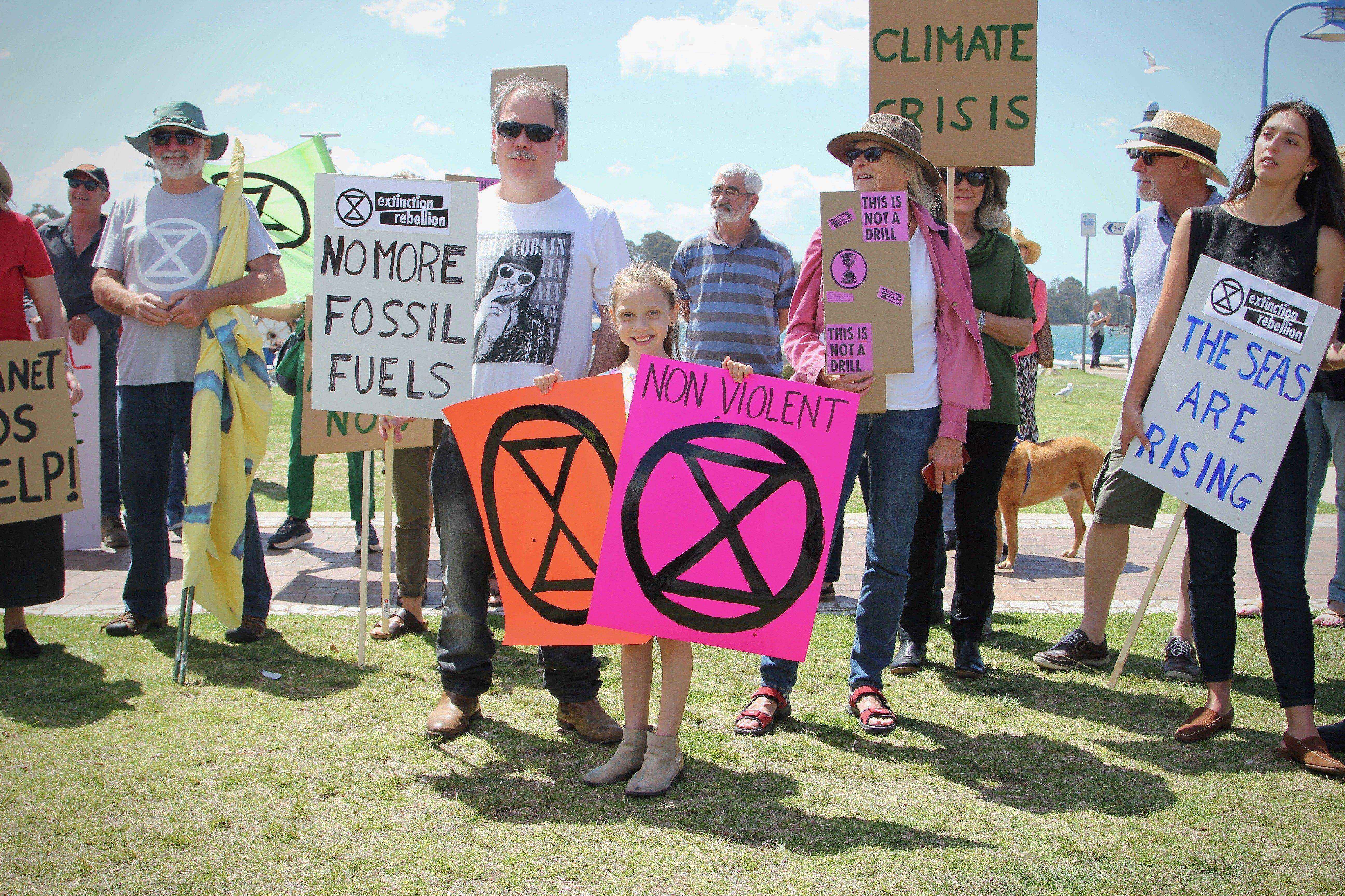 ‘The seas are rising and so are we!’ - Extinction Rebellion comes to Batemans Bay
