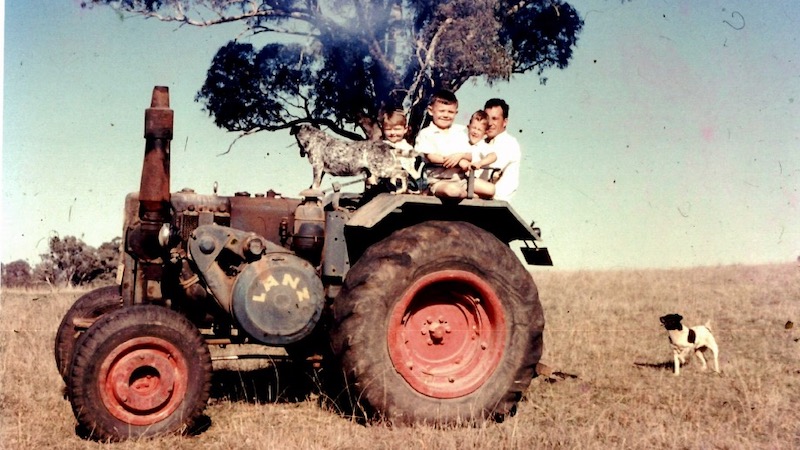 Brothers breathe life into vintage tractors at Wombat