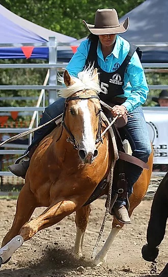Christy Davidson competing on horseback in the Battle on the Bidgee.