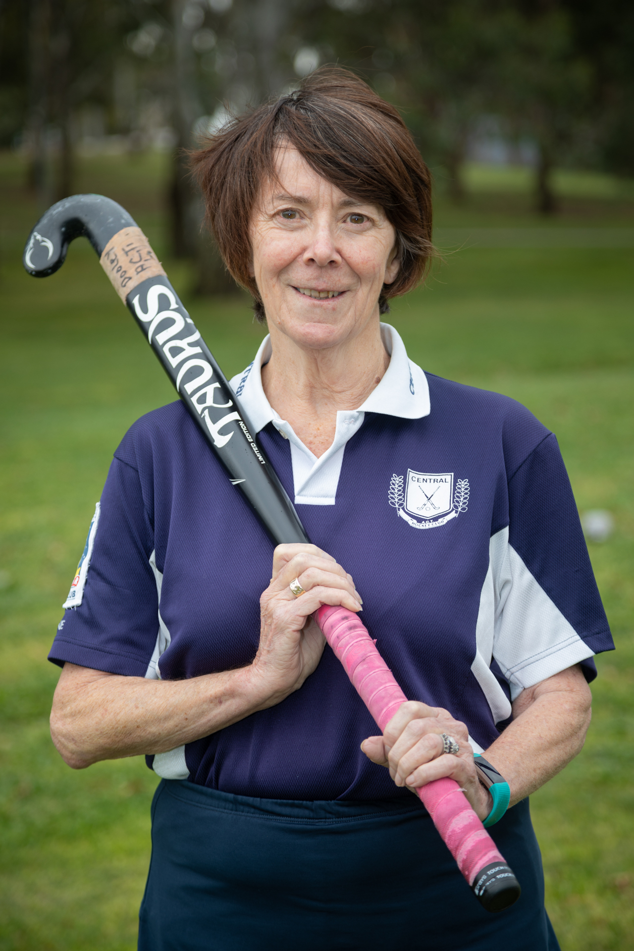 Hockeyroos co-captain's 67-year-old aunt makes history with Central Hockey Club