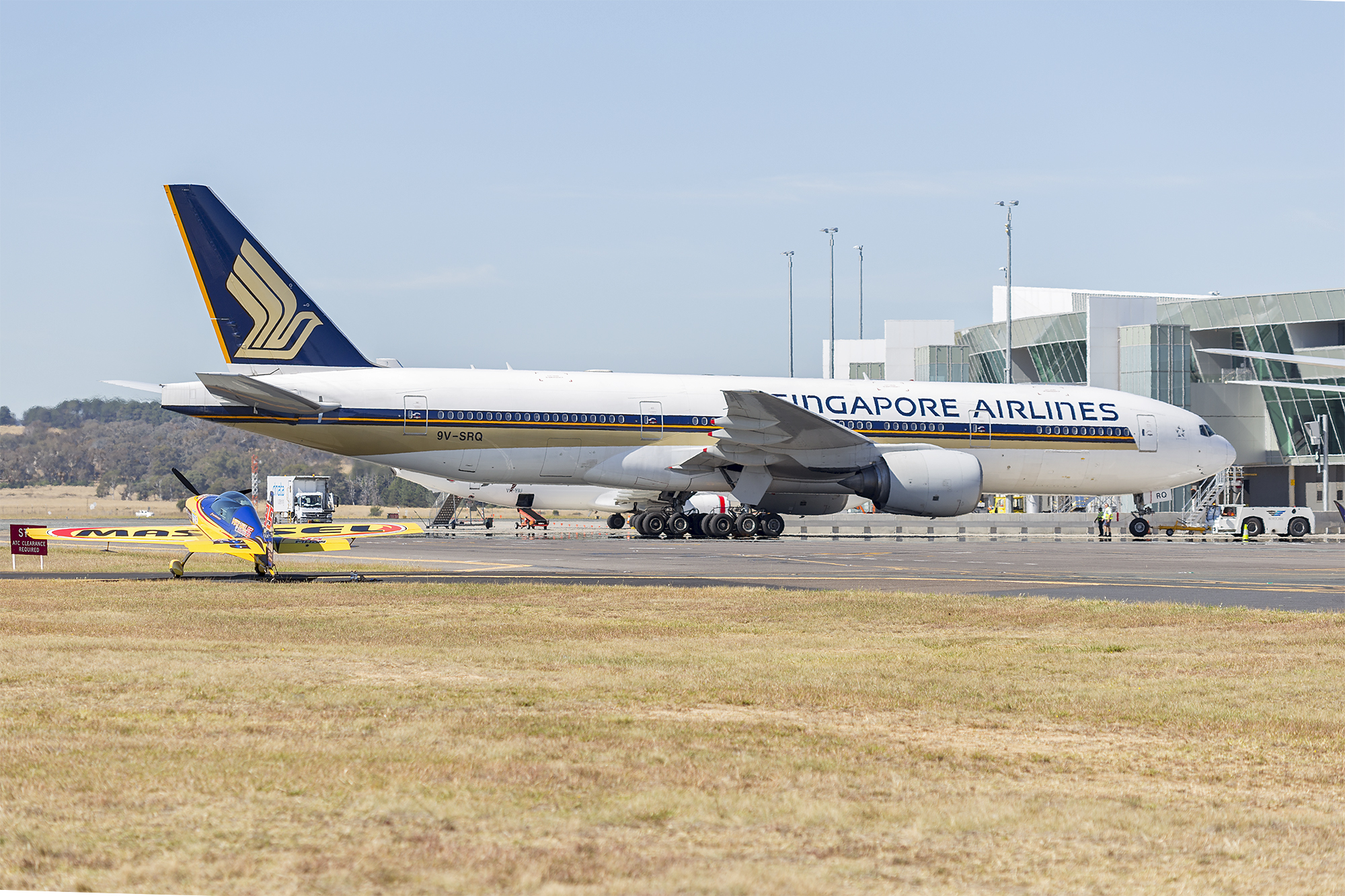 Singapore Airlines drops Canberra route in global downsizing