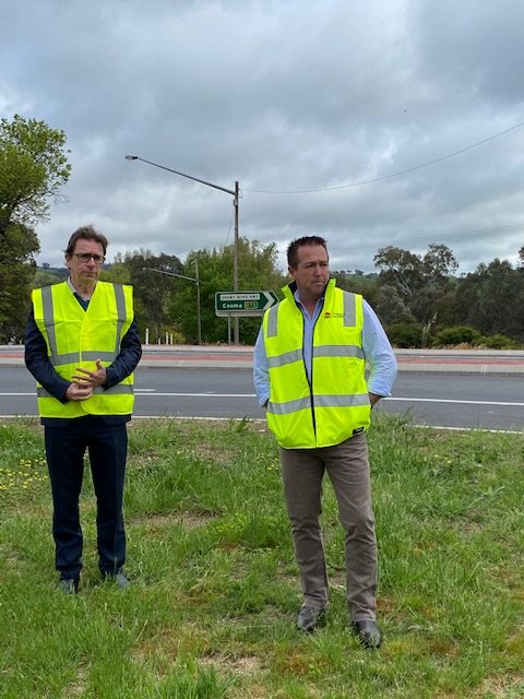 Dr Joe McGirr and Paul Toole standing by roadside in Tumut.