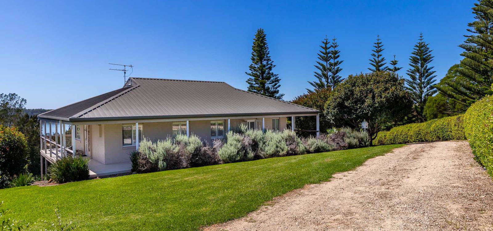 Tuross Head's stunning lake house has your business plan sorted