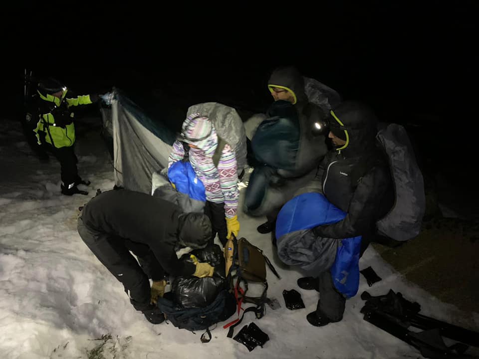 Hikers found in Kosciuszko National Park after overnight ordeal