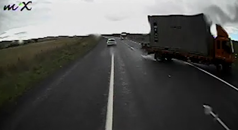 Police share terrifying video of truck crash near Cooma