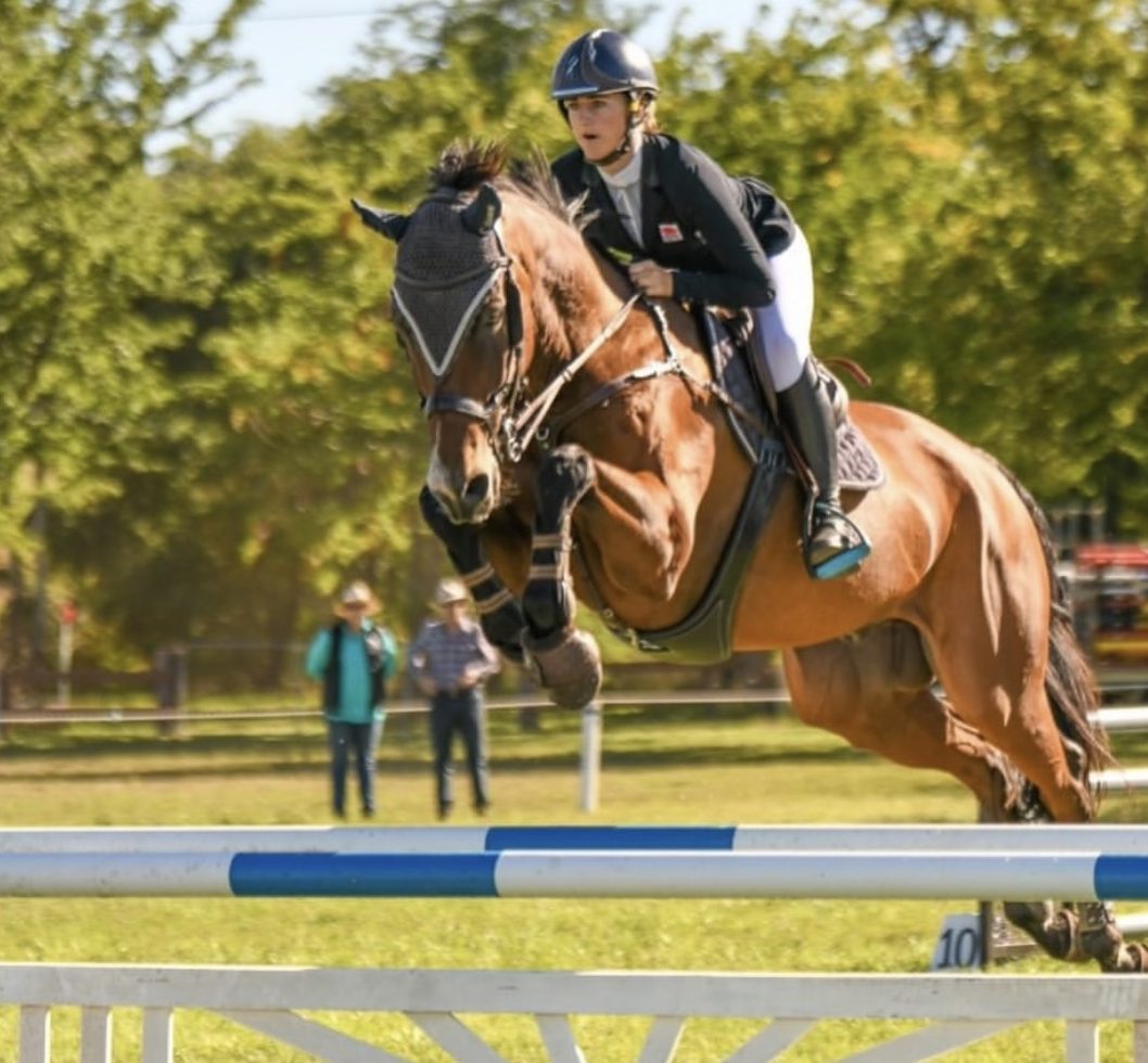 Horse-loving teen gets the jump on her preferred career