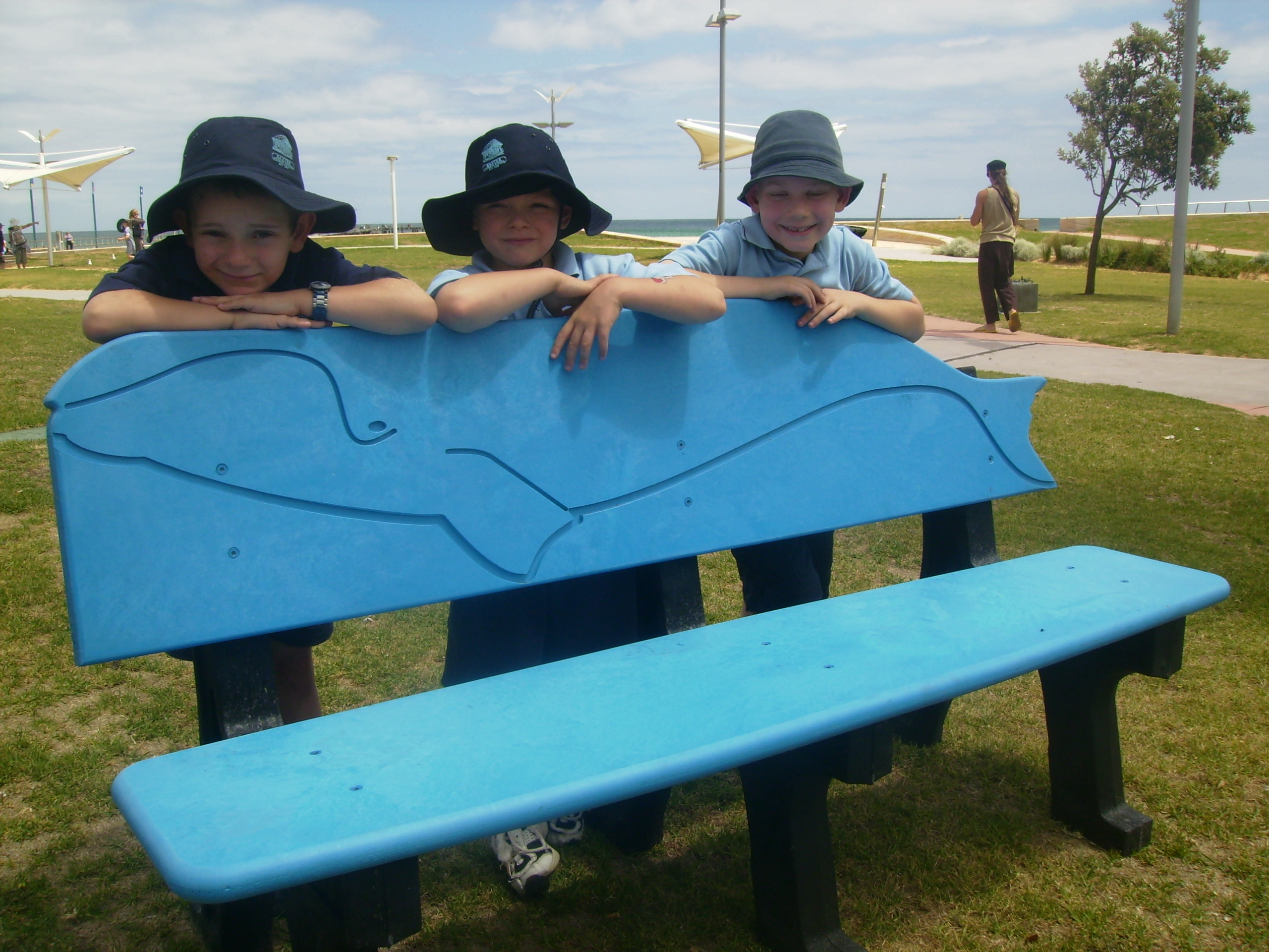 Get creative to win your school a new bench made from plastic bags