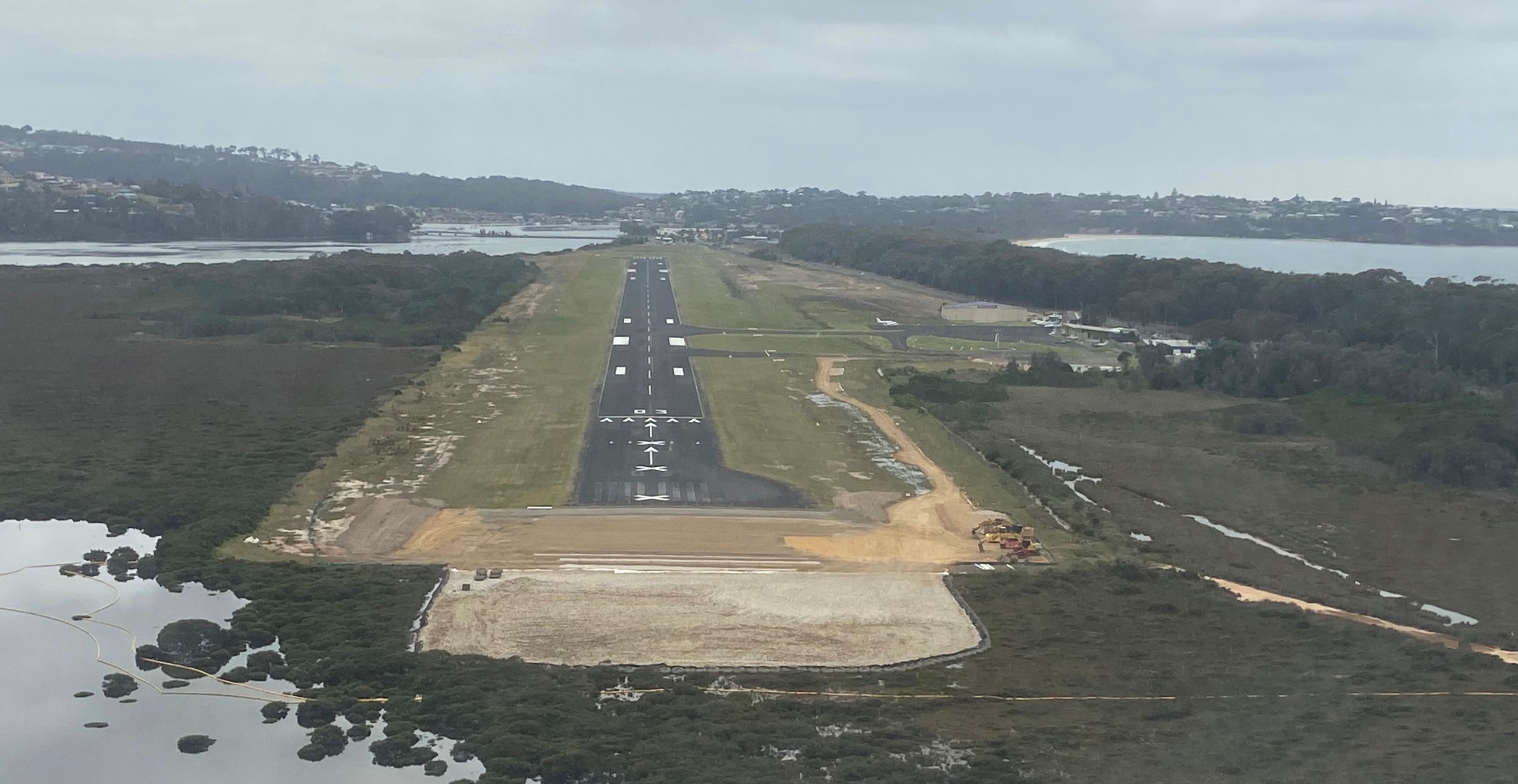 Merimbula Airport closes for six weeks for runway upgrade
