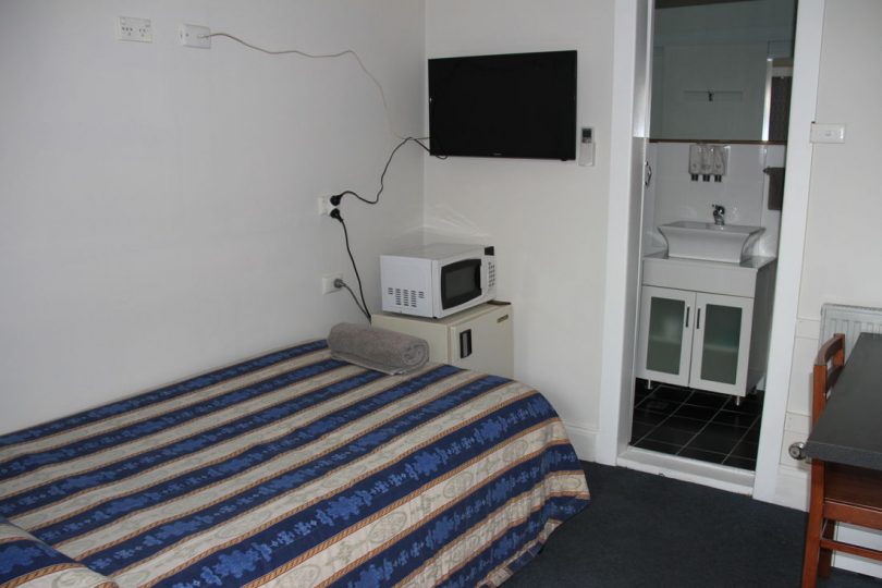 Room at Alpine Heritage Motel in Goulburn