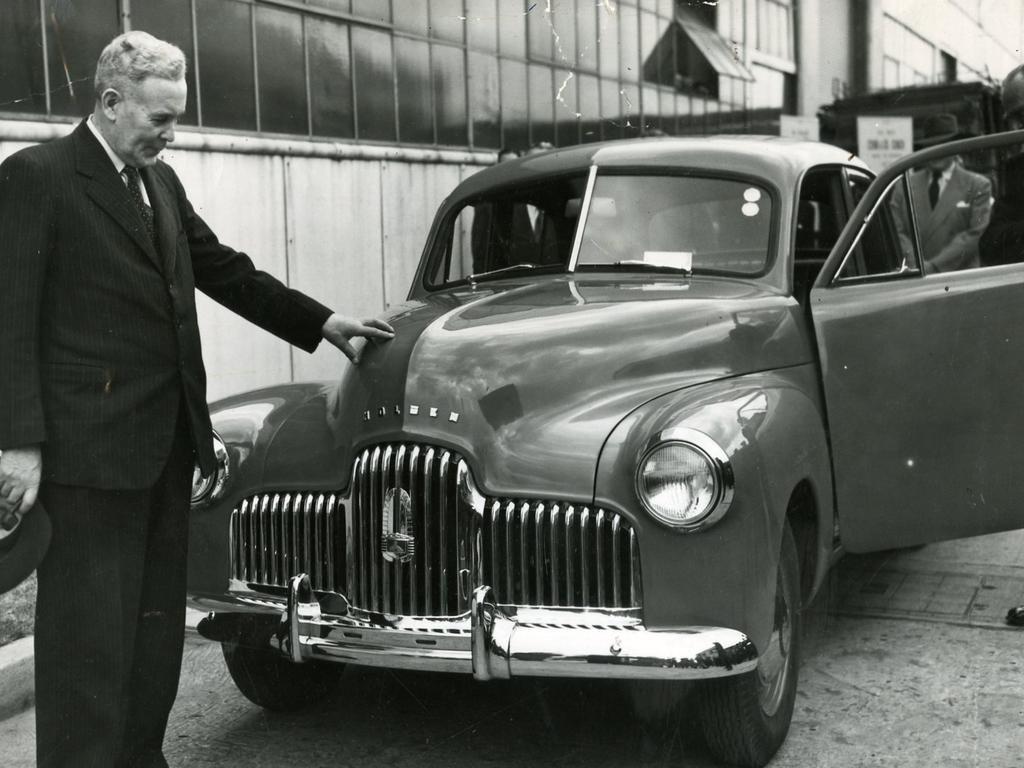 What drives Australia's prime ministers? Take a look back at five Commonwealth cars