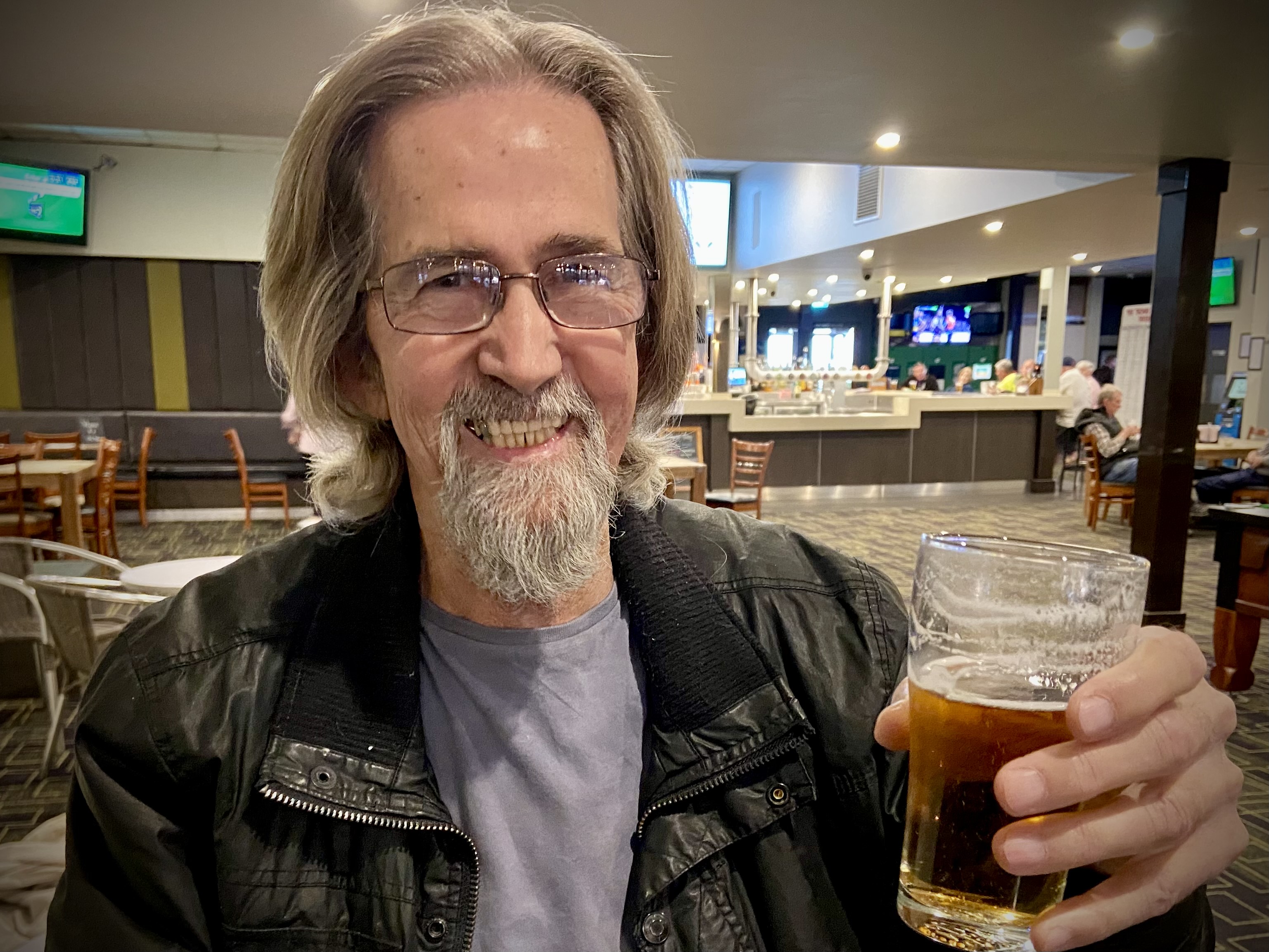 Forty years between drinks: Wagga's newest pub was built in 1982
