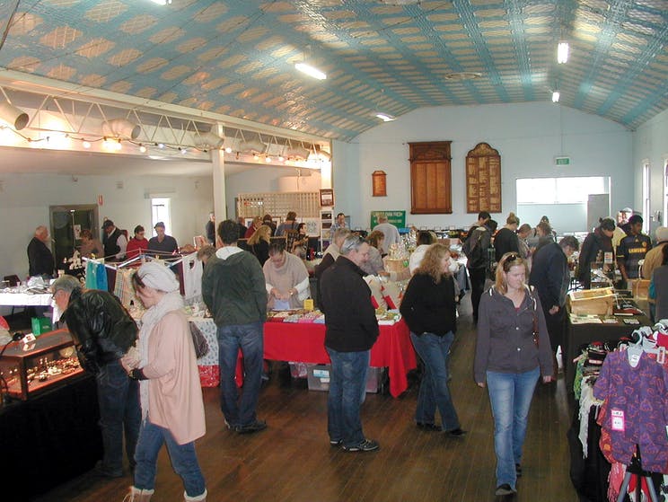 Bungendore market in a hall
