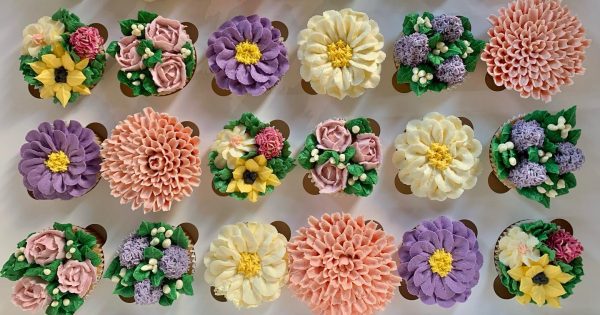 Buttercream bouquets? Palatable posies? The Little Cupcake Garden has you sorted