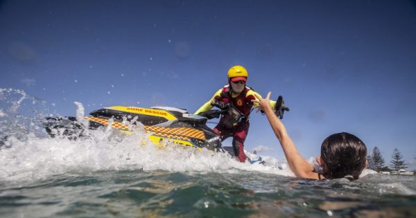 Off-duty officer drowns saving two boys at Narooma