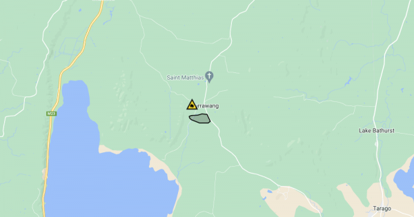 Aircraft called in to battle out-of-control blaze near Collector
