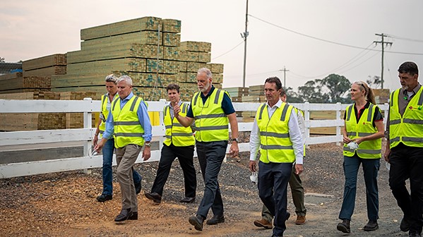 Jon Kleinschmidt leading politicians on a tour of Hyne Timber's Tumbarumba Mill