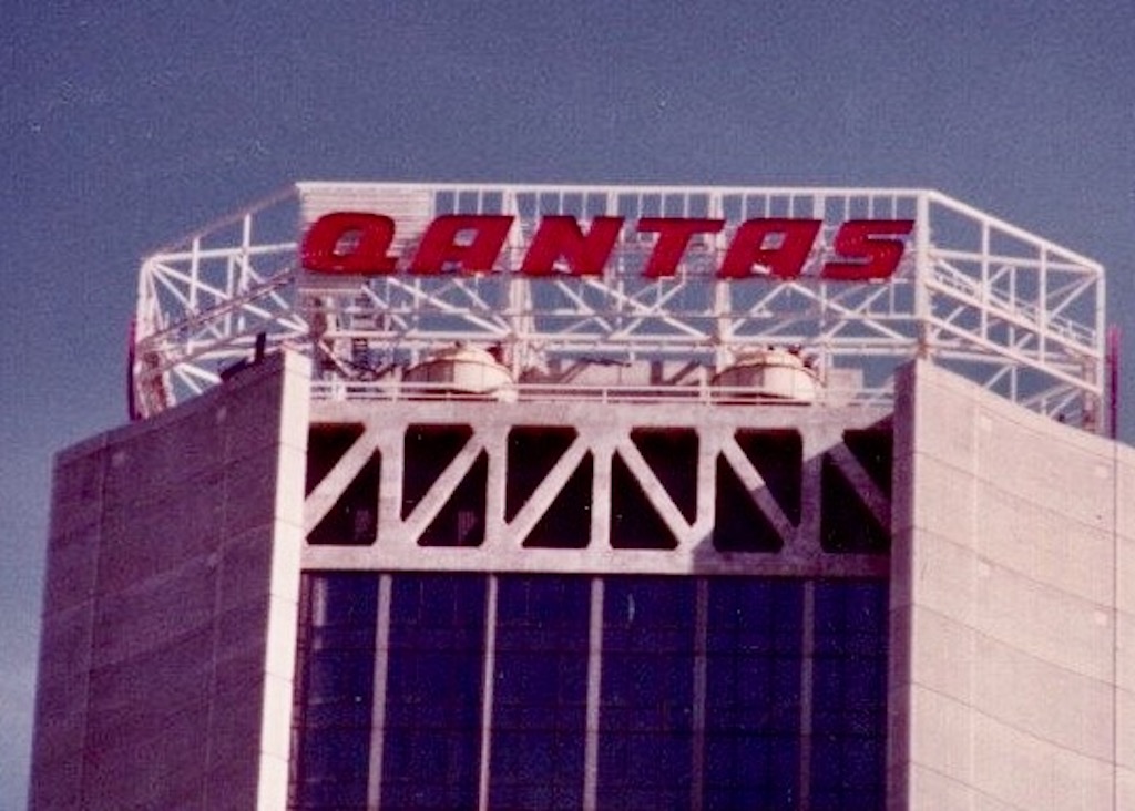 Qantas sign