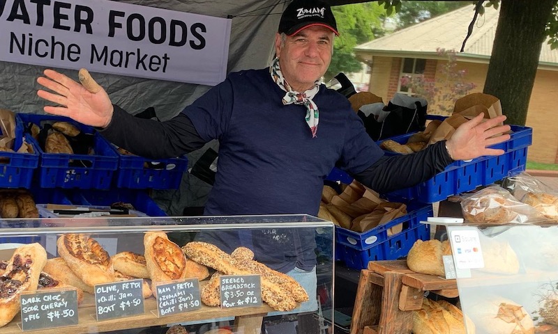 bread maker at stall