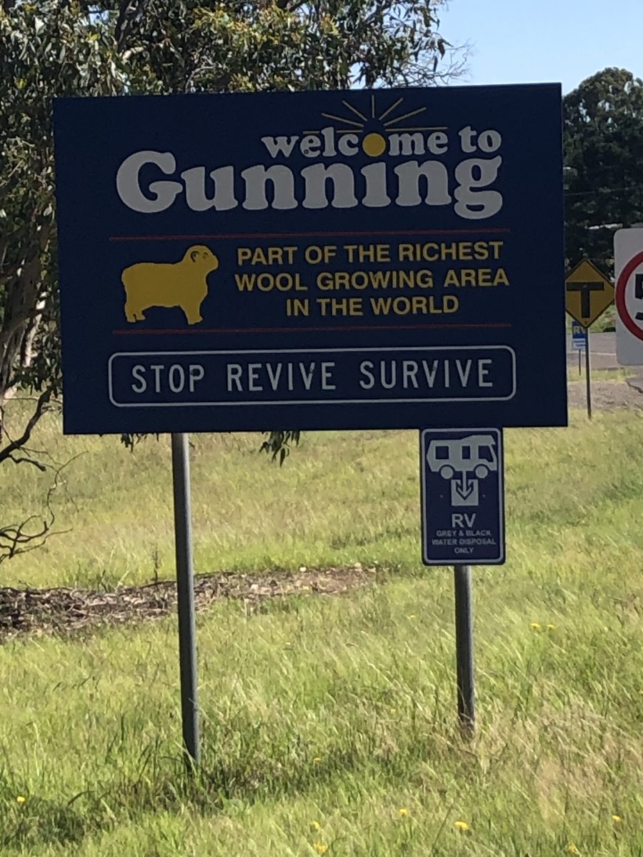 Gunning sign
