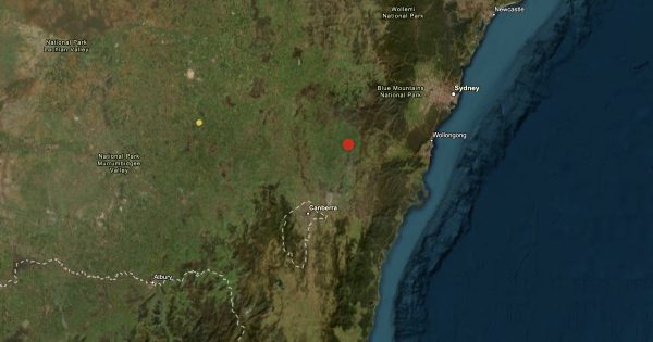 Magnitude 3.9 earthquake shakes southeast in early morning hours