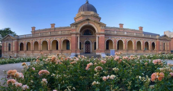 Greeks, Romans, Renaissance influence Goulburn Court House beauty