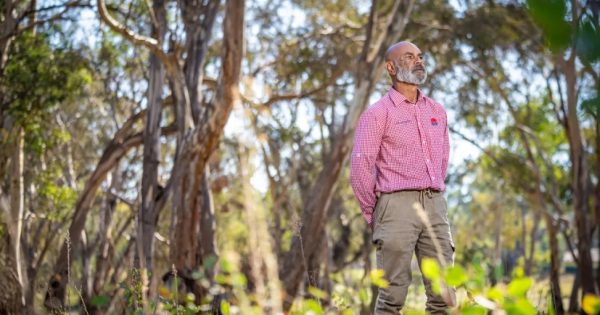 Cultural burn near Boorowa reveals rare native treasure