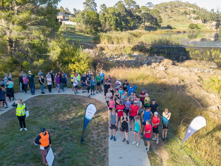 People on a path ready to run