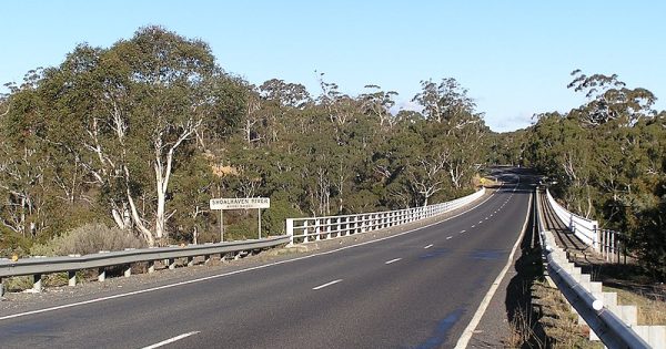 Driver killed after two cars collide between Bungendore and Braidwood on Kings Highway