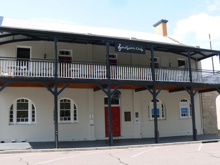 photo of the front of the Goulburn club