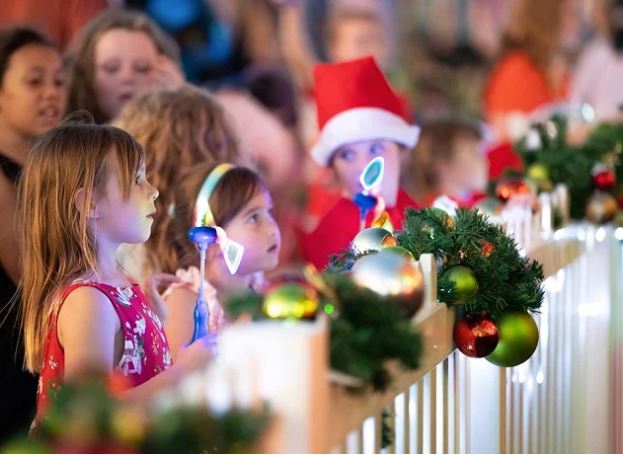 Photo of carollers at marulan