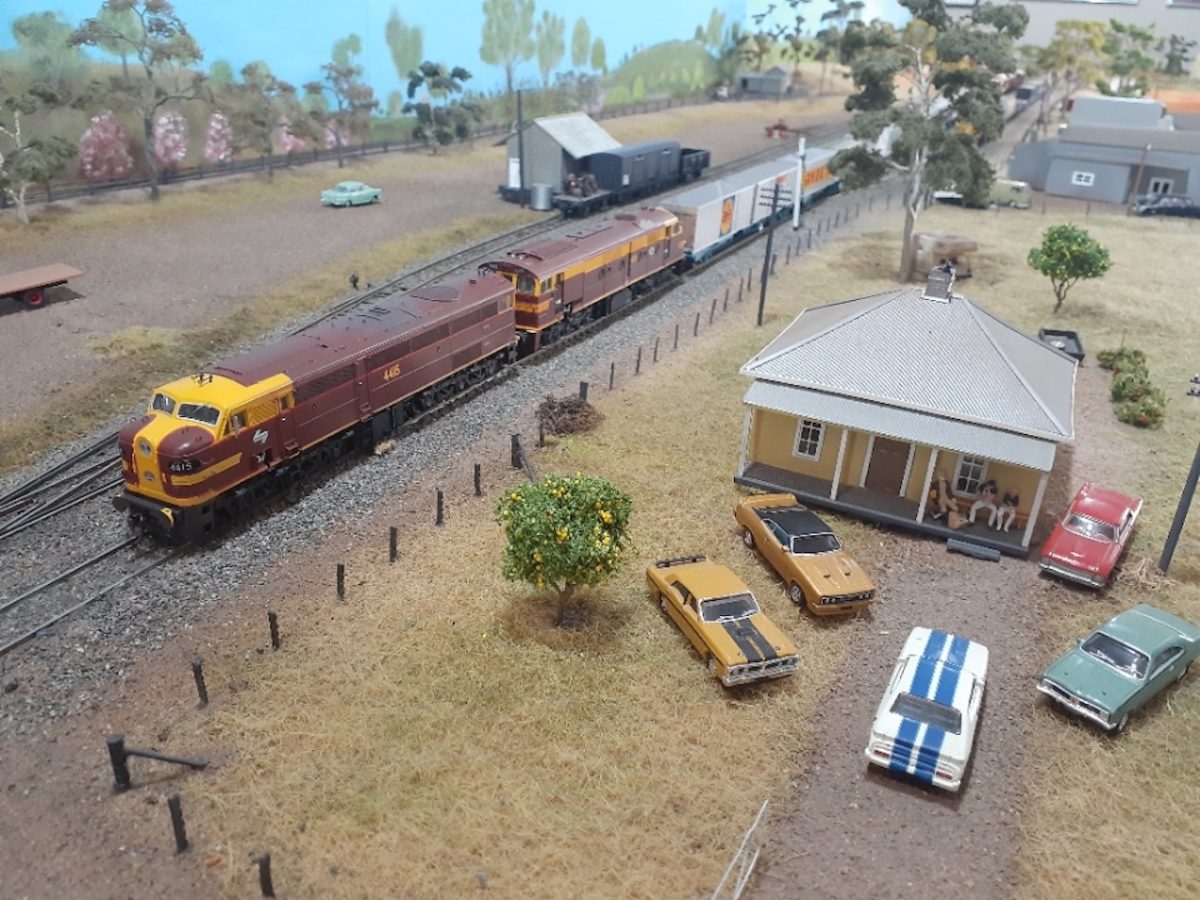 Mick Bindley’s detailed diorama of Towrang railway station appearing how it would have in 1977. 