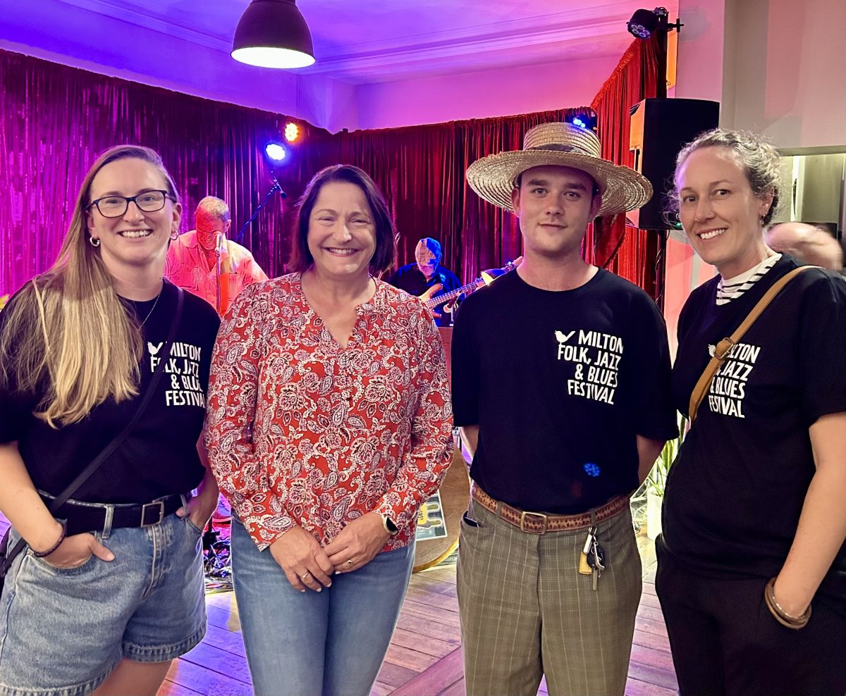 Fiona Phillips with three people