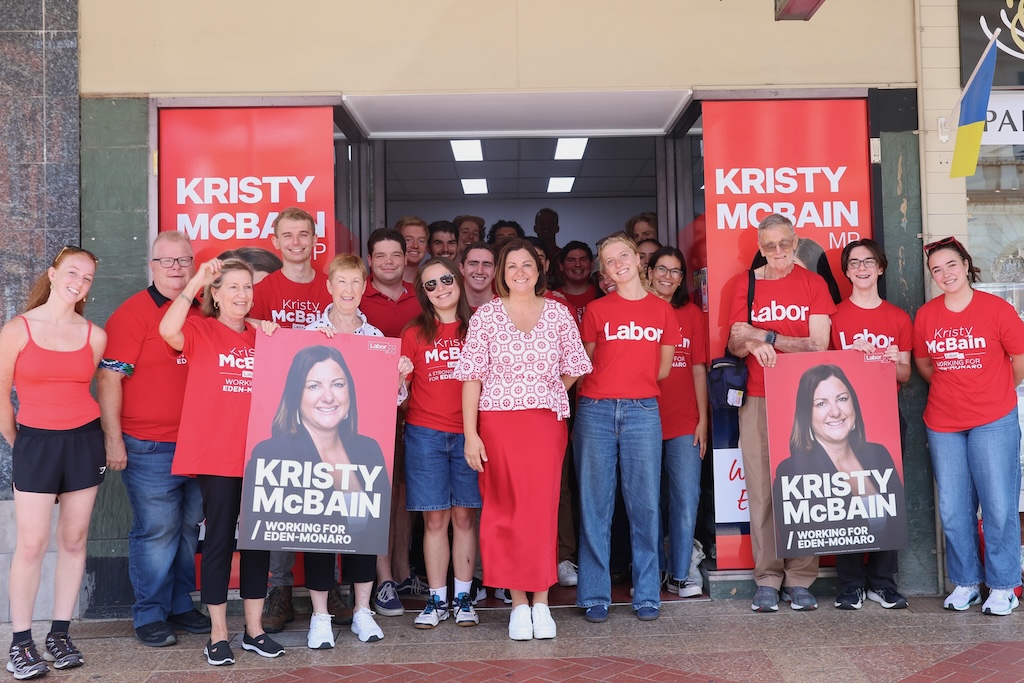 Young Labor members volunteering for Kristy McBain in Goulburn, where an office has opened five days a week. 