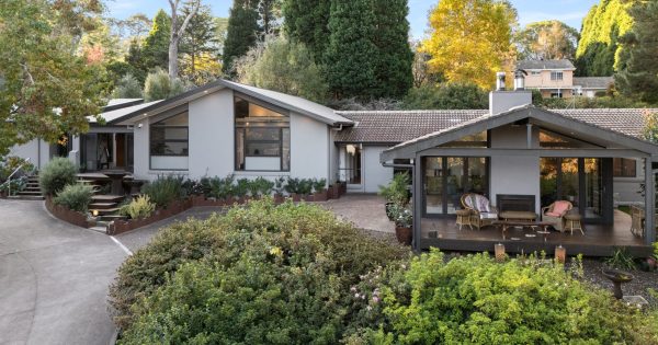 Burradoo's very own garden paradise: modern, private and perfectly positioned